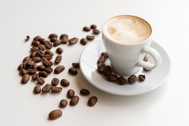 آیا نوشیدن قهوه رشد کودکان را متوقف میکند ؟
